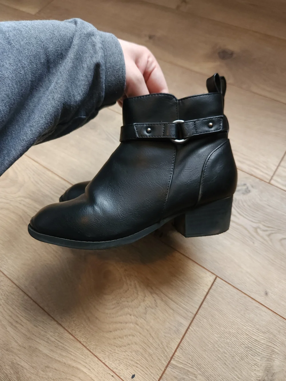 Size 2 Girls Black Ankle Boots